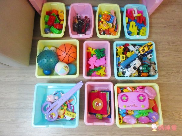 WOOHOO - 兒童玩具收納櫃-四層寬版-粉側板-含大小收納盒