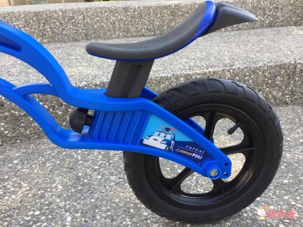 POLI 波力救援小英雄 - POLI波力救援小英雄聯名滑步車 - AIR 充氣胎 +專屬車籃+置車架-赫利綠