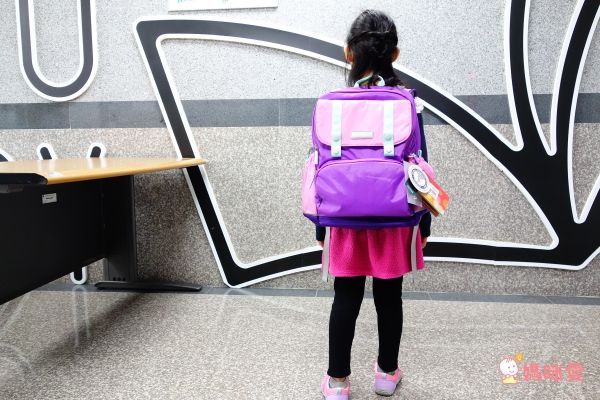 MoonRock 夢樂 MR 3 護脊書包