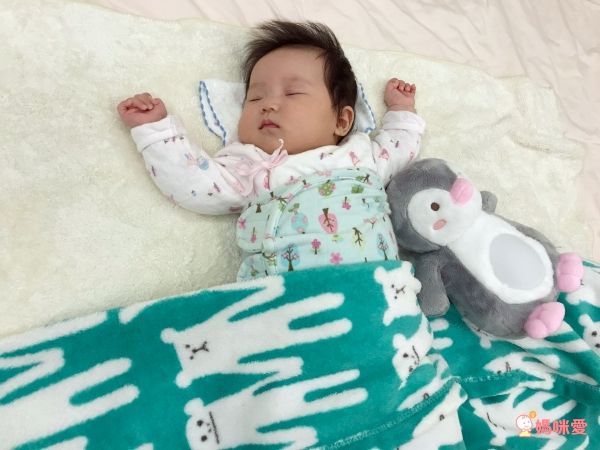 小牛津 - 安撫企鵝寶貝-絨毛企鵝+充電線+使用說明(充電式免裝電池)-粉色