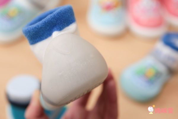 【巧虎飛織襪面機能學步鞋】寶寶的第一個好朋友！