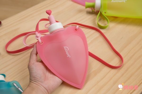 sillymann 矽膠水瓶