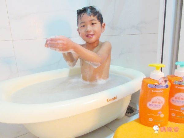 Combi 舒敏滋養、和草極潤 洗浴護膚系列
