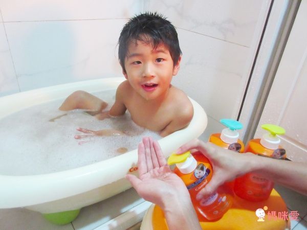 Combi 舒敏滋養、和草極潤 洗浴護膚系列