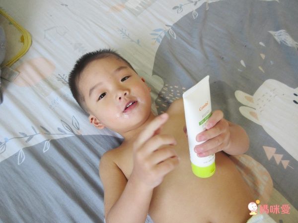 Combi 舒敏滋養、和草極潤 洗浴護膚系列