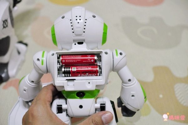 首團開賣！超帥氣機械戰鬥恐龍╱智多星遙控機器人♬