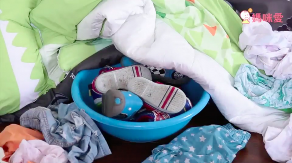 TAGUCHI 喜白鞋 - 日本洗鞋袋加贈洗鞋劑特惠組 (洗鞋袋二入加贈洗鞋劑 二入)