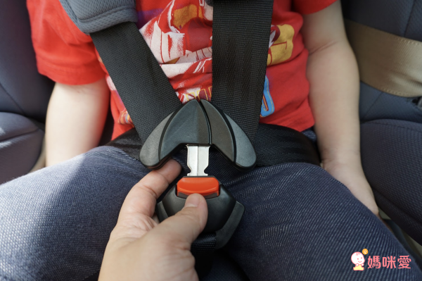 YoDa 成長型兒童汽車座椅