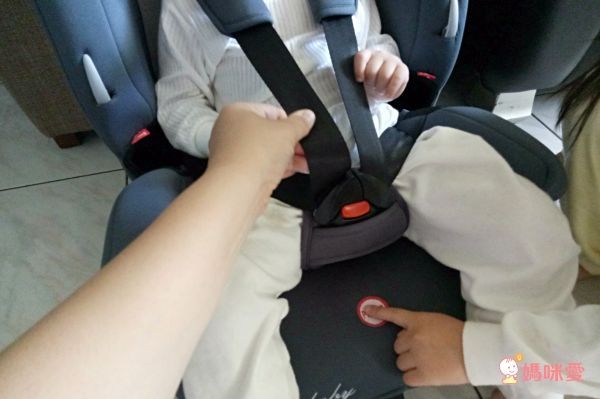YoDa 成長型兒童汽車座椅