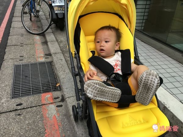 義大利 AZZURRA 嬰幼兒手推車