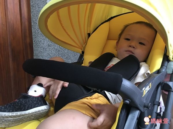 義大利 AZZURRA 嬰幼兒手推車