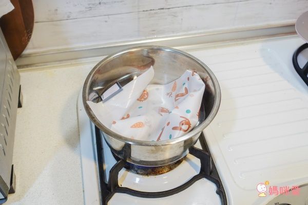 ENJOY 101 - 手拿型-矽膠布環保食物袋-藍色山脈 (S(18x18cm))