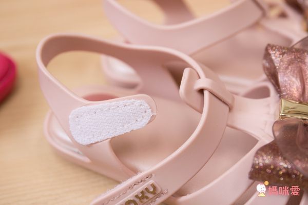 巴西 ZAXY 香香鞋