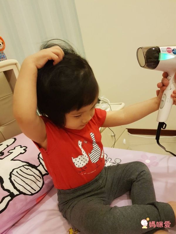 【日本TESCOM】白金奈米膠原蛋白吹風機 / 雙電壓負離子吹風機