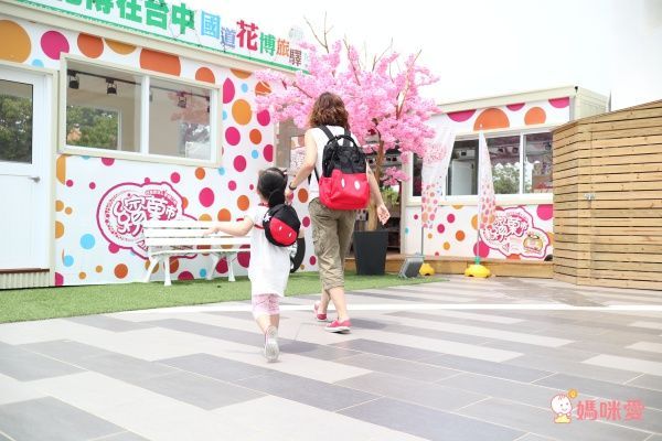 超人氣47折！mamaway媽媽餵 ♥︎ 迪士尼造型防走失二合一包