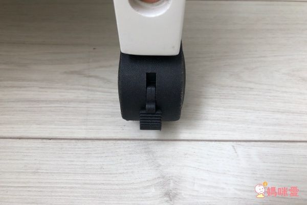 LEVANA 多功能尿布台 X 木製尿布台