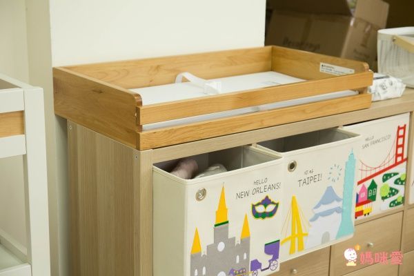 LEVANA 多功能尿布台 X 木製尿布台