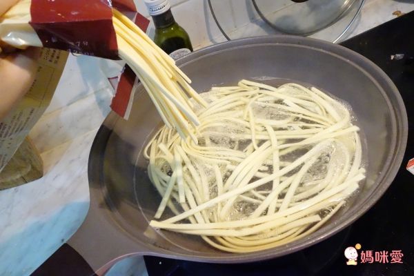 日本人氣醬料團 ❤ 沾麵、搭配玉子燒、豆腐或與生蛋拌飯都適合