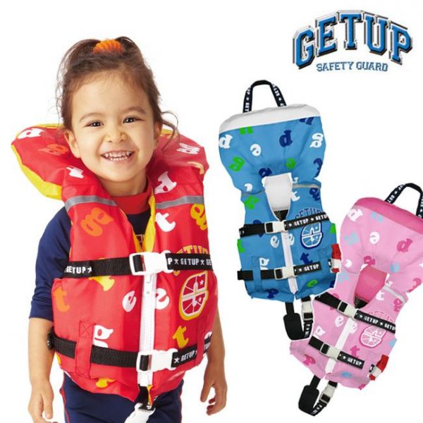 安心玩水必備!日本直送救生衣 / 防曬泳衣 / 防滑海灘鞋!