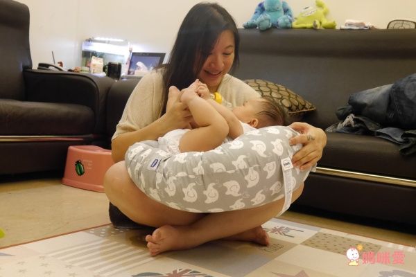 Boppy鳥巢型新生兒躺枕