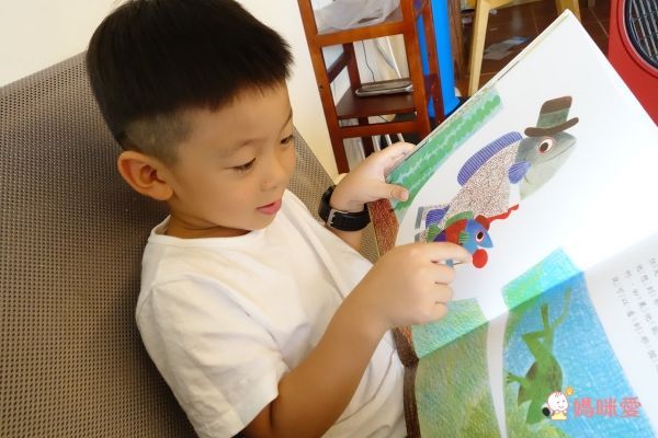 上誼文化聖誕禮物書7折起❤世界經典繪本套組☆穿越時空☆0～6歲各國大小朋友都愛讀！