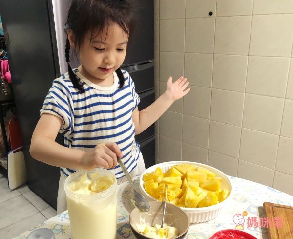 【紐西蘭EasiYo優格粉】孩子的健康美味早餐點心❤