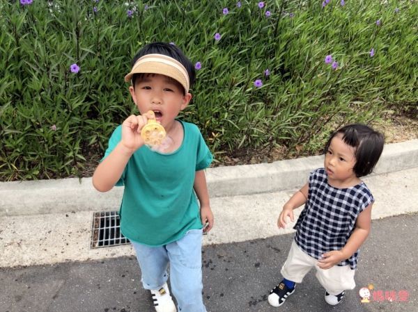 韓國 Mother's Corn - 兒童專用超多泡泡組-室內不黏膩款-泡泡玩具+泡泡水200ml