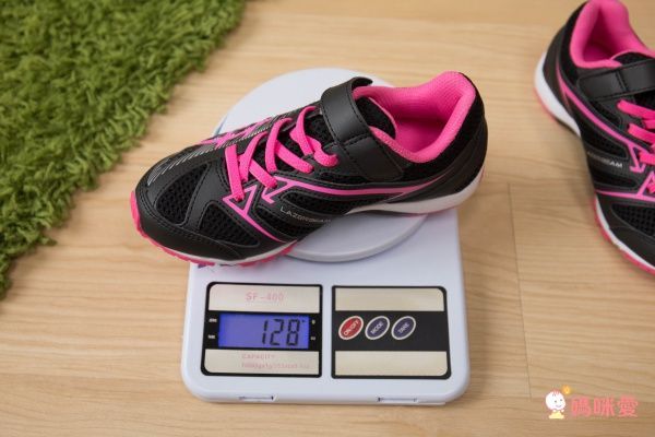 日本ASICS 亞瑟士運動鞋►專為國小生設計,耐穿透氣不悶熱