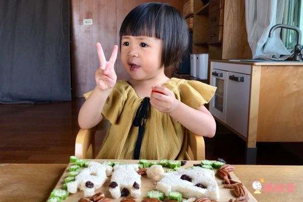 澳洲 【Little Lunch Box】小小午餐盒 x 保冷便當袋 x 吐司壓模