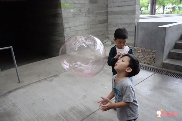 香港4M創意玩具 - 【好好玩欲罷不能三入組】魔法泡泡 Magic Goo-一組三色