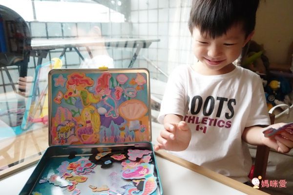 香港4M創意玩具 - 【動物世界磁貼三入組】-野生動物+蟲蟲世界+侏儸紀