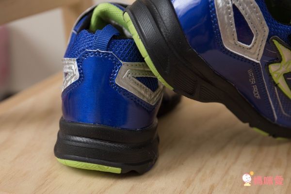 MoonStar日本月星 - 競速機能童鞋-足球運動系雙色款(中大童)-螢光綠