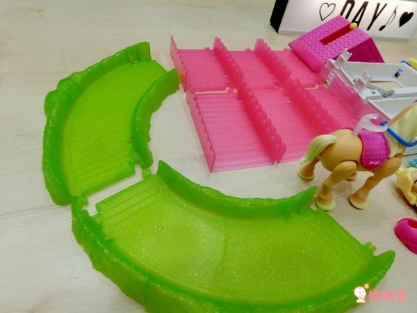 新年降價～再送滿額贈【雀兒喜 Barbie 芭比娃娃】☞ 滿 $299 送雀兒喜貼紙本