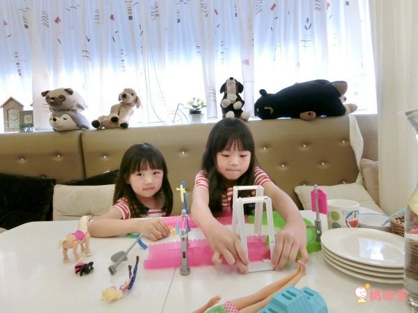 新年降價～再送滿額贈【雀兒喜 Barbie 芭比娃娃】☞ 滿 $299 送雀兒喜貼紙本