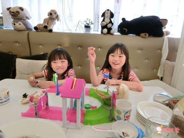 新年降價～再送滿額贈【雀兒喜 Barbie 芭比娃娃】☞ 滿 $299 送雀兒喜貼紙本