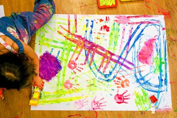 ✎大金剛塗鴉遊戲動物園✎ 沒有限制的繪畫天地