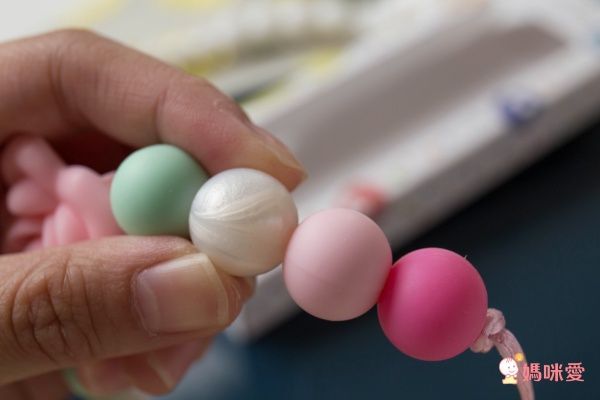 Sweet Lil' Monster 怪獸寶貝嬰兒固齒咬咬珠