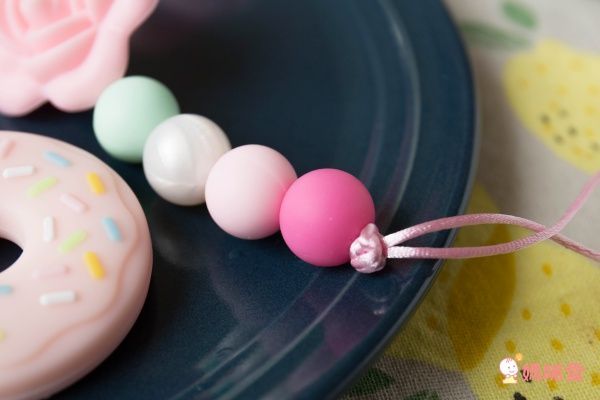 Sweet Lil' Monster 怪獸寶貝嬰兒固齒咬咬珠