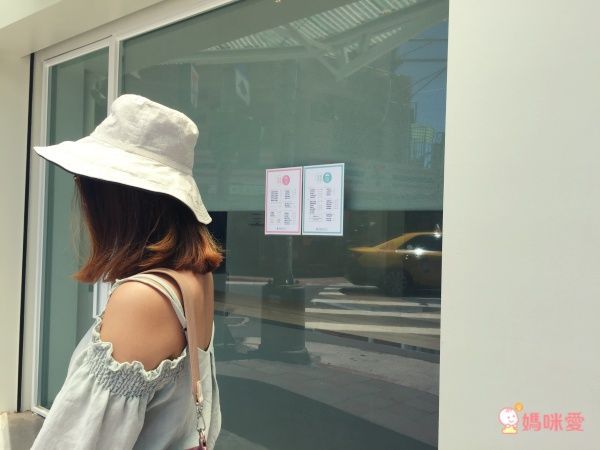 日本AUBE 雙面雙色可折疊抗 UV 遮陽帽