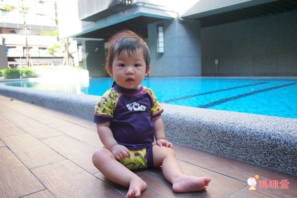 英國Close Pop-in嬰兒泳衣上衣