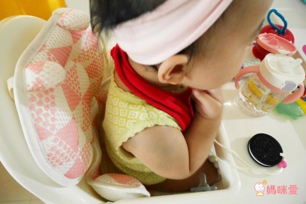 日本 YODO XIUI 3D 透氣推車涼墊、護頭頸枕