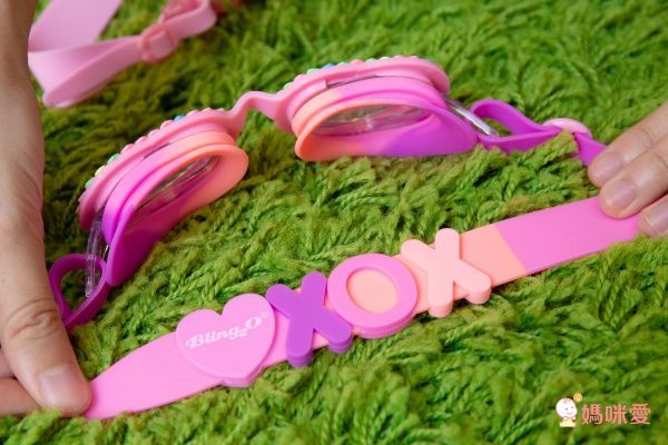 美國 Bling2o 兒童造型泳鏡，抗UV、防起霧，超酷炫登場