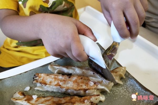 英國Doddl 不鏽鋼餐具,1~5歲嬰幼兒吃飯神器