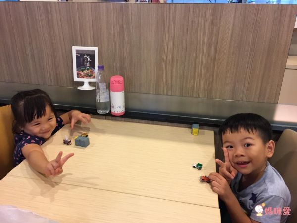 團購價 75 折起【美國 TONKA】巨型車／聲光車