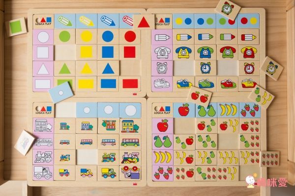 西班牙Akros - 蒙特梭利邏輯遊戲板(每套4組遊戲板)