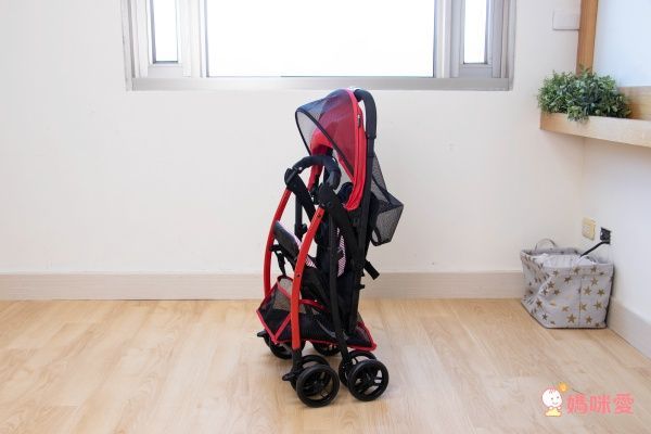 新加坡 prego Feather Lite 3.7kgs 秒收超輕量嬰幼兒手推車