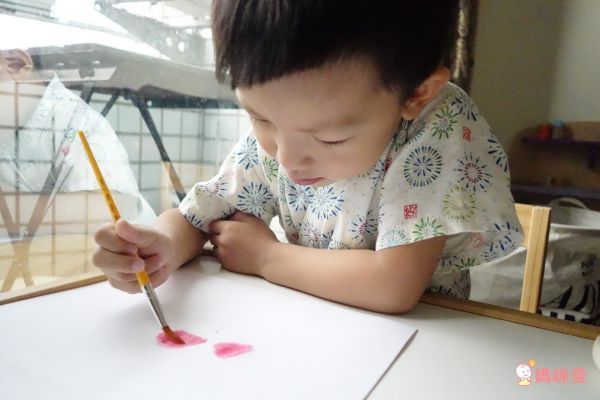 媽咪愛獨家首賣！美國【Crayola 繪兒樂】開學繪畫套組 ❤ 直接包超澎湃！