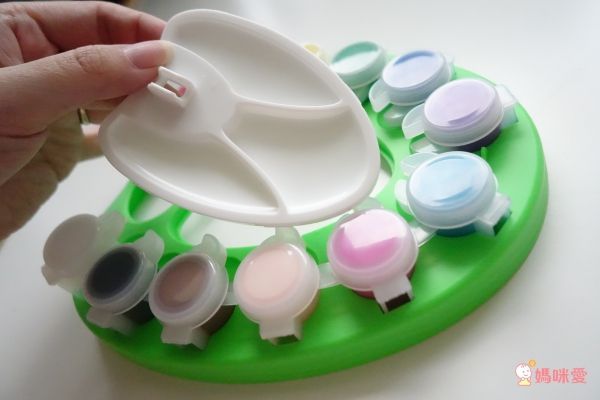 媽咪愛獨家首賣！美國【Crayola 繪兒樂】開學繪畫套組 ❤ 直接包超澎湃！