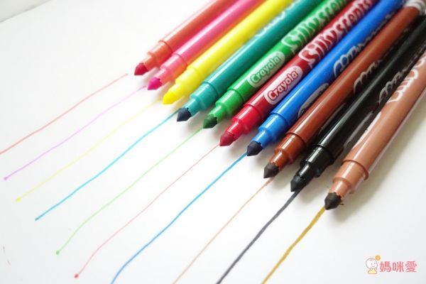 媽咪愛獨家首賣！美國【Crayola 繪兒樂】開學繪畫套組 ❤ 直接包超澎湃！