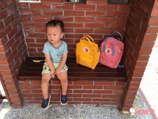 Kanken 小狐狸後背包♡瑞典 Fjällräven